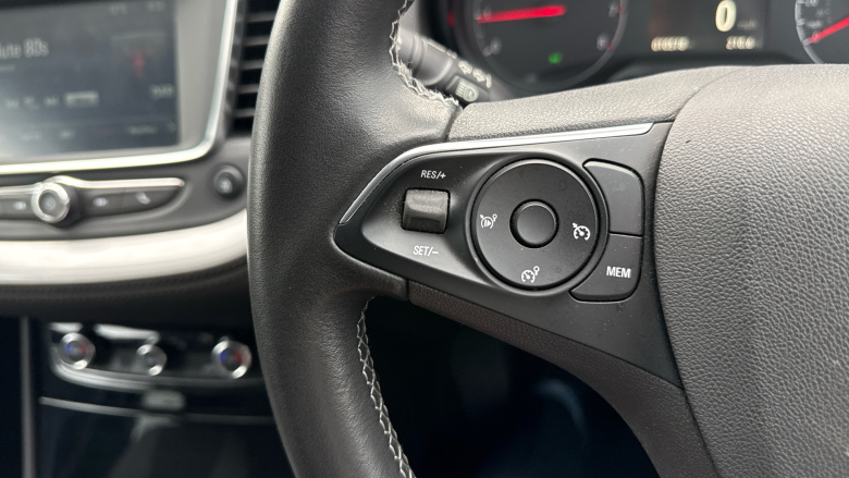 Vauxhall Grandland X 1.2 Turbo SE Premium 5dr Petrol Hatchback